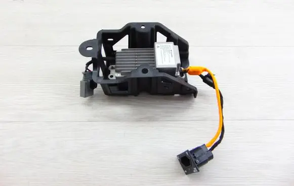 Citroen DS4 Voltage converter/converter module 9688692880 B217110
