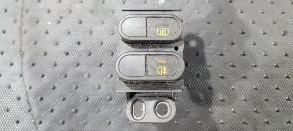 Mazda 626 Windscreen/window heater switch