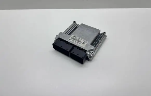 BMW 5 E60 E61 Engine control unit/module 0281014238 7809000