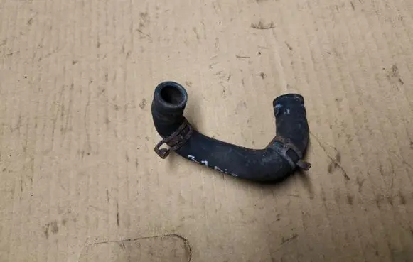 Jeep Grand Cherokee (WJ) Engine coolant pipe/hose