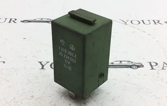 BMW 5 E34 Other relay 1378302