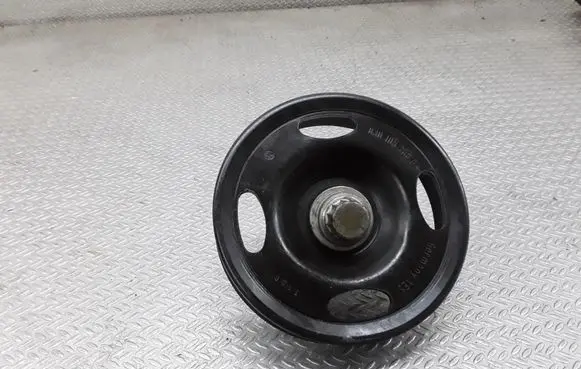 Volkswagen Polo IV 9N3 Crankshaft pulley 03D105255D