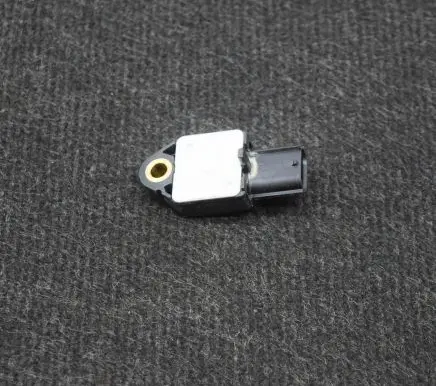 Toyota Hilux (AN10, AN20, AN30) Airbag deployment crash/impact sensor 654519256M 898310W050