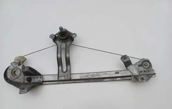 Opel Vectra B Rear door manual window regulator 90464336