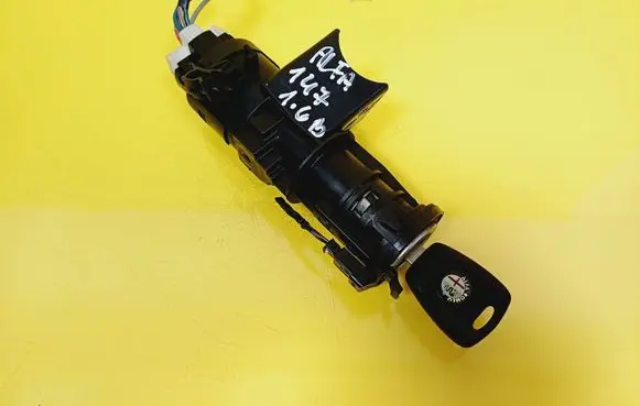 Alfa Romeo 147 Ignition lock 