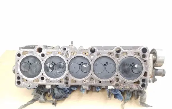 Audi A6 S6 C4 4A Engine head 046103373B