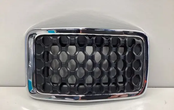Jeep Cherokee Front grill 68323776ab 68323776ab4