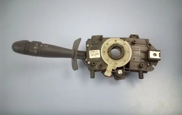 Renault Megane I Indicator stalk 7700846402 846410D