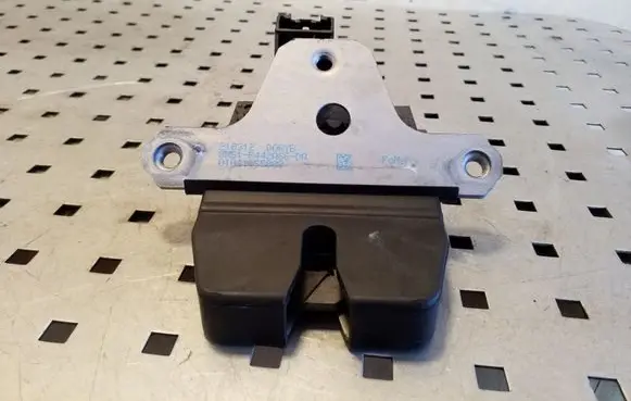Ford Focus Tailgate/trunk/boot lock/catch/latch 8M51R442A66DA