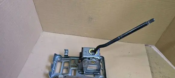 Suzuki Ignis Gear shift rod 2810180G00