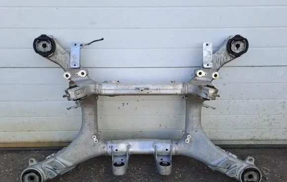 BMW 7 G11 G12 Rear subframe BM5U372177 BM5U372178