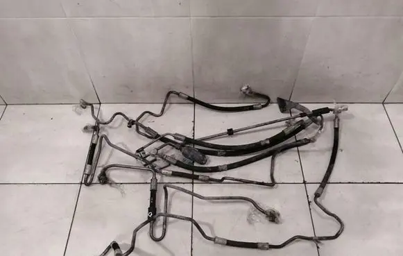 BMW 7 F01 F02 F03 F04 Power steering hose/pipe/line 6777216