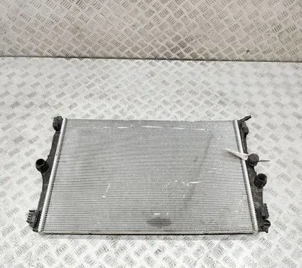 Mercedes-Benz EQA Coolant radiator A2475000003