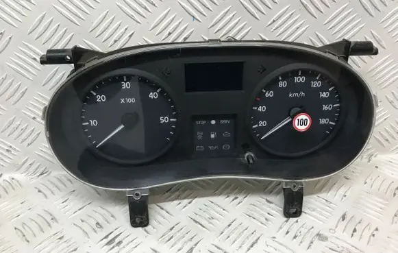 Renault Master II Speedometer (instrument cluster) P8200199523B