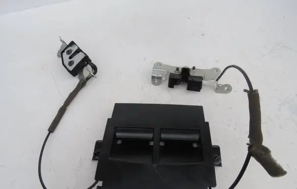 Volvo S60 Seat back rest lock catch 30727871 30761386 30767650