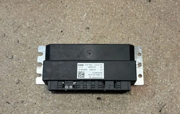 BMW M5 F90 Suspension control unit/module 6889576