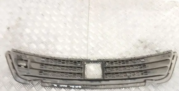 Jeep Grand Cherokee Front bumper lower grill 68143462AG