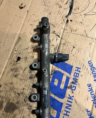 Peugeot 406 Fuel main line pipe 0445214019