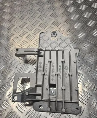 Audi A6 S6 C6 4F Bracket in trunk/boot 4F1035462