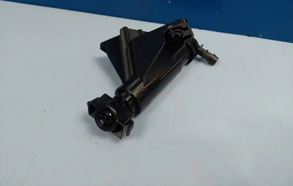 KIA Sorento Headlight washer spray nozzle 98672C5000