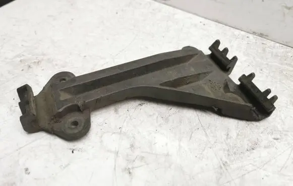 Audi A6 S6 C5 4B Front bumper mounting bracket 4A0807283A