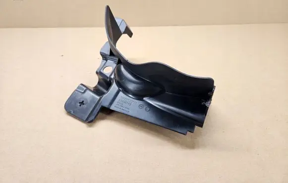 Volvo XC40 All-terrain vehicle rear guard (for jeeps) I31694113