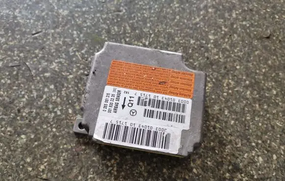 Mercedes-Benz S W220 Airbag control unit/module 0285001215 0018202226