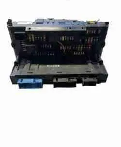 BMW 5 F10 F11 Fuse module 16704871