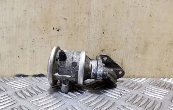 Audi A4 S4 B5 8D EGR valve 078131102 72256001