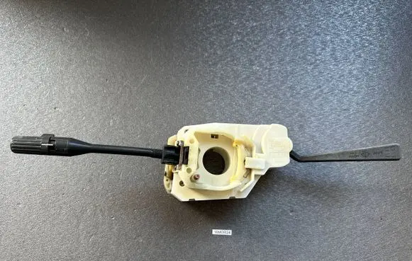 Nissan Patrol 160 Wiper control stalk 25560C7160 25560C7161