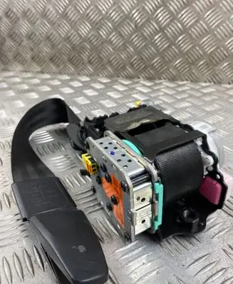 Audi A6 S6 C7 4G Front seatbelt 4G8857706M
