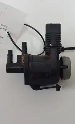 Audi A4 S4 B7 8E 8H Turbo solenoid valve 1K0906283A 0577F