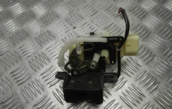 Mazda 323 Engine bonnet/hood lock/catch 040303 T7402