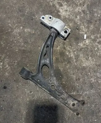 Seat Leon (1P) Front lower control arm/wishbone 1K0407153G