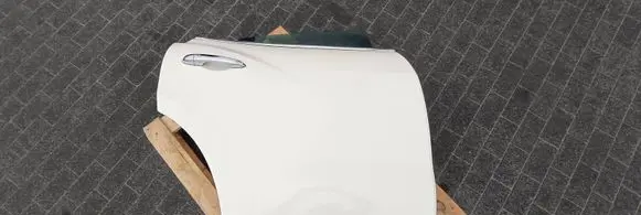 Maserati Levante Rear door 