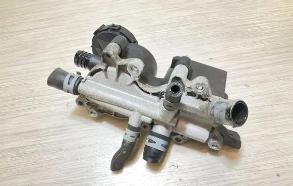 Mercedes-Benz A W168 other engine part A6400101062