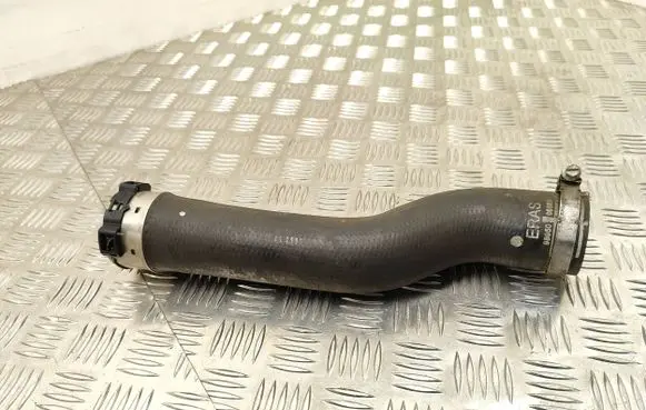Citroen DS7 Crossback Intercooler hose/pipe 9805006880