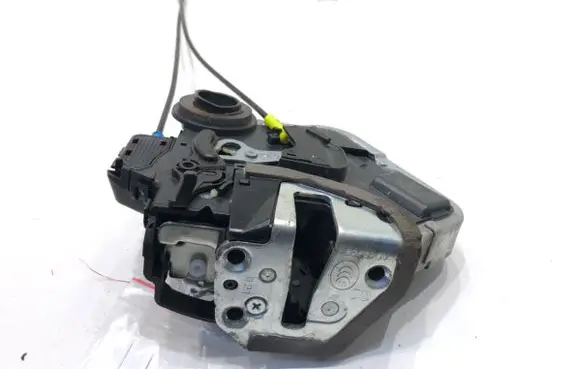 Lexus NX Rear door lock
