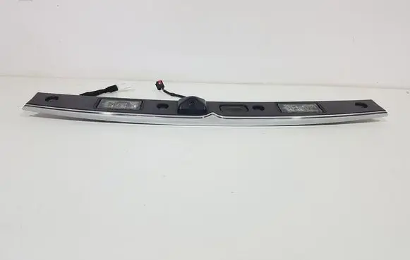 Maserati Quattroporte Tailgate handle with camera 670018242