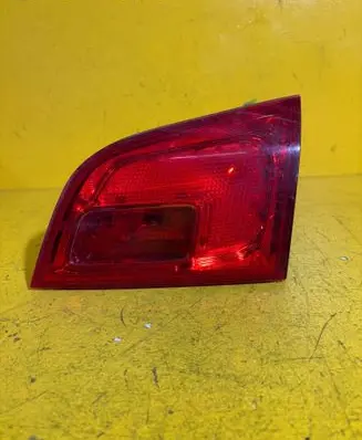 Opel Astra J Tailgate rear/tail lights 13282249