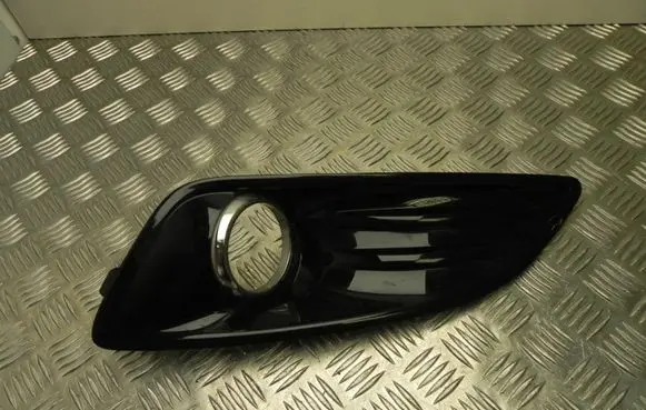 Ford Fiesta Front grill C1BJ15A222DA T1645