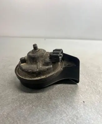 Audi A3 S3 8L Horn signal 3B0951223