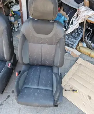 Citroen C4 II Front driver seat LEWY
