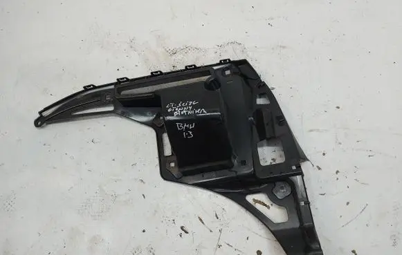 BMW i3 Fender mounting bracket 7296753-JLK01