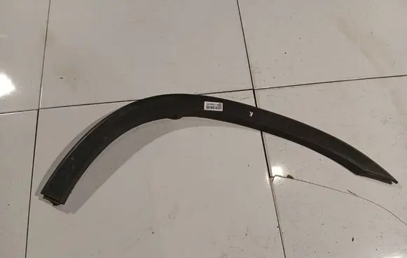 KIA Sorento Rear arch trim 877432P000