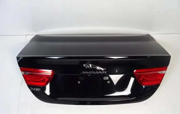 Jaguar XE Tailgate/trunk/boot lid