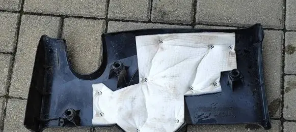 Toyota Yaris Engine cover (trim) 1261147080 1261147070A