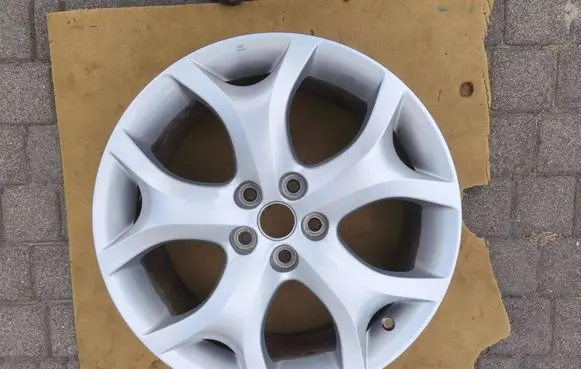 Mazda CX-7 R19 alloy rim 