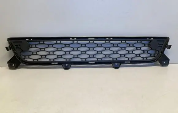 Volvo XC60 Front bumper lower grill 30763423 30763422