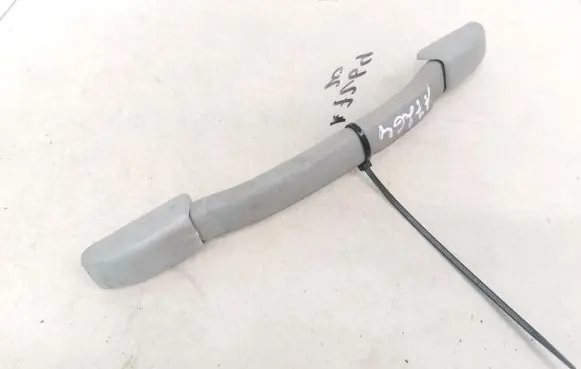 Toyota Avensis Verso Rear interior roof grab handle